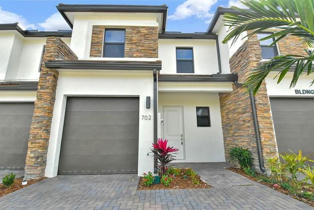4074 Highland Oaks Drive, Pompano Beach, FL 33069