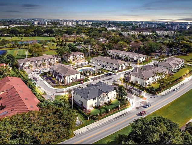 4074 Highland Oaks Drive, Pompano Beach, FL 33069