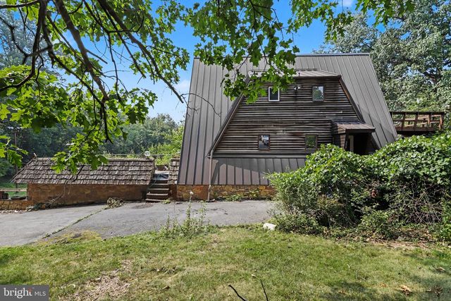 299 MUSHROOM HILL RD, Harrisburg, PA 17111