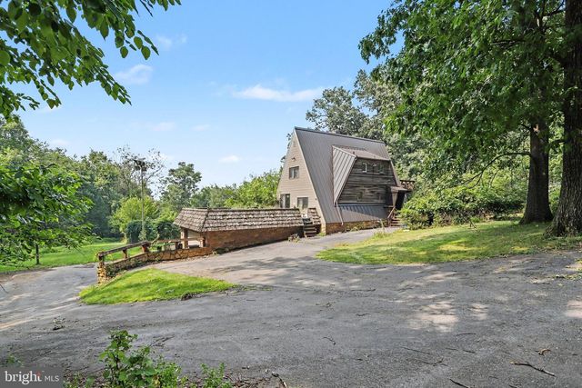299 MUSHROOM HILL RD, Harrisburg, PA 17111