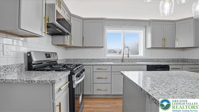 730 West Locust Street, Scranton City, PA 18504