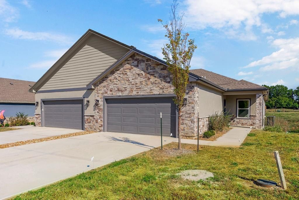 6145 Park Street, Shawnee, KS 66216