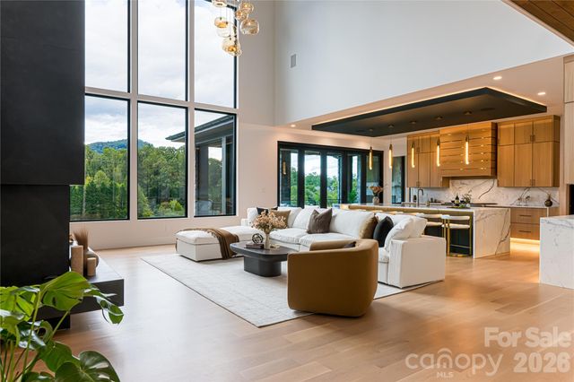39 Bear Flower Trail, Arden, NC 28704