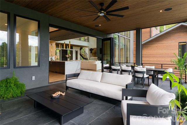 39 Bear Flower Trail, Arden, NC 28704