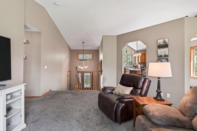 706 79th Street W, Lino Lakes, MN 55014