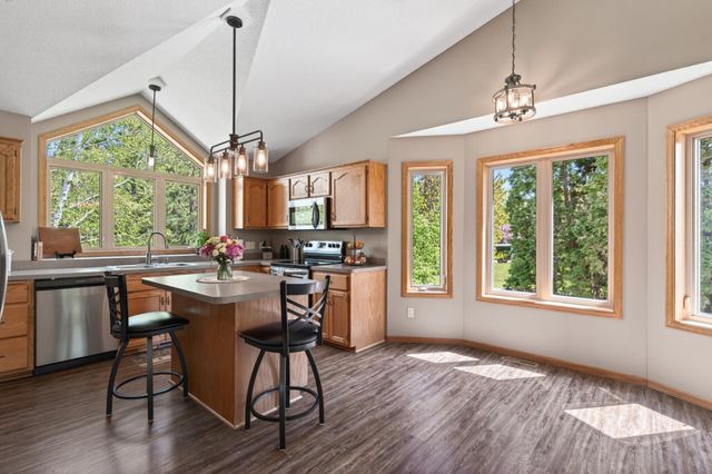 706 79th Street W, Lino Lakes, MN 55014