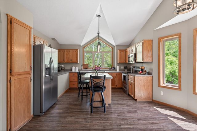 706 79th Street W, Lino Lakes, MN 55014
