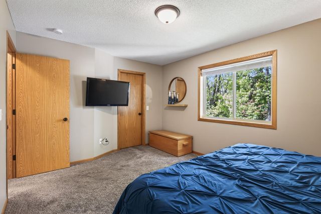 706 79th Street W, Lino Lakes, MN 55014