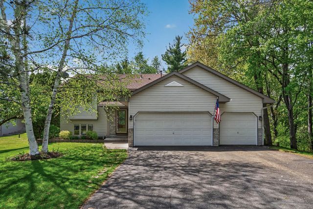 706 79th Street W, Lino Lakes, MN 55014