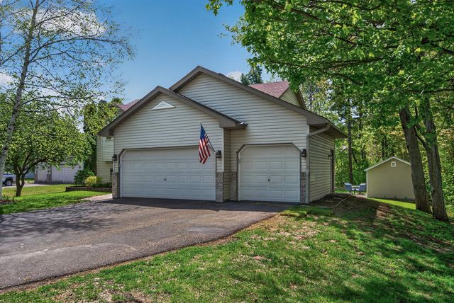 706 79th Street W, Lino Lakes, MN 55014