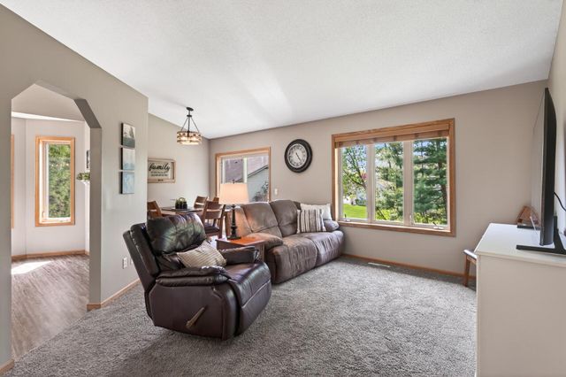 706 79th Street W, Lino Lakes, MN 55014