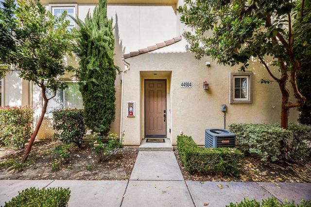 44984 Hawthorn St 208, Temecula, CA 92592