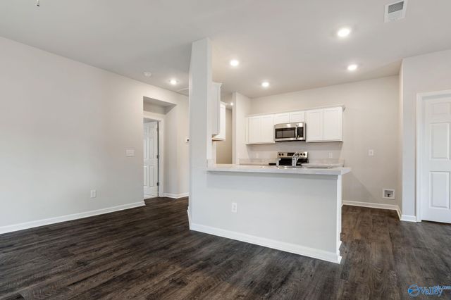 4027 Mckenzie Drive, Decatur, AL 35603