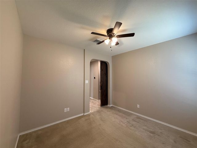 334 Reunion LN, Georgetown, TX 78626