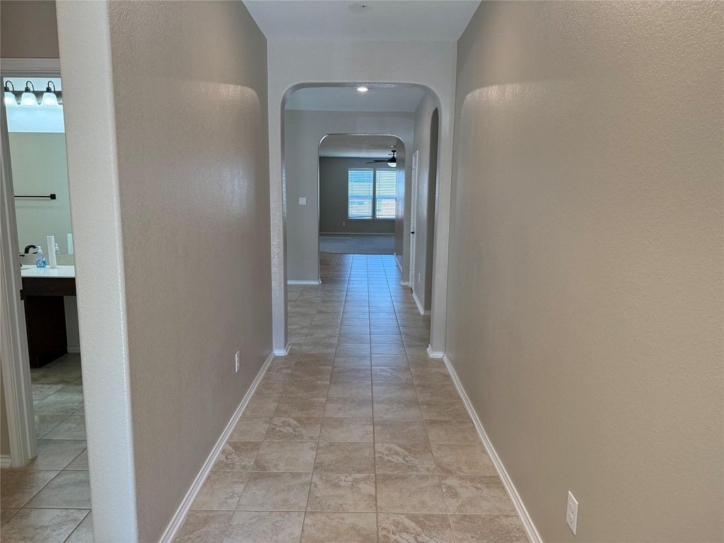 334 Reunion LN, Georgetown, TX 78626