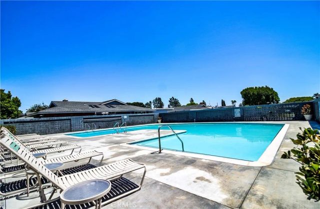 1159 E 1st, Tustin, CA 92780