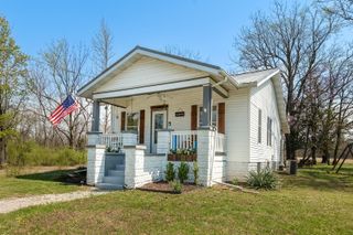 2041 S Illinois Avenue, Carbondale, IL 62903