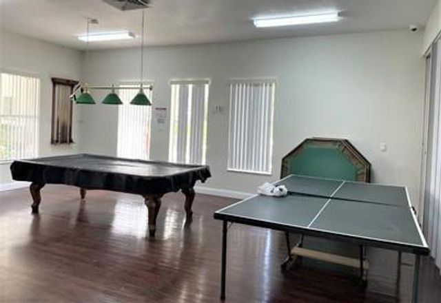 2811 Somerset Drive 408, Lauderdale Lakes, FL 33311