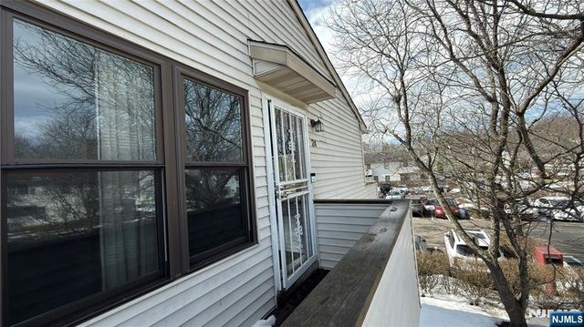 24 Coriander Way, Englewood, NJ 07631