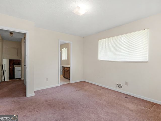 206 W Windemere Way, Jonesboro, GA 30238