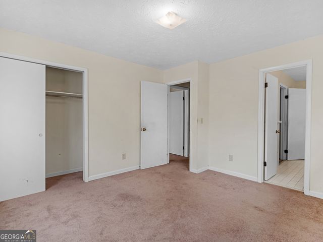 206 W Windemere Way, Jonesboro, GA 30238