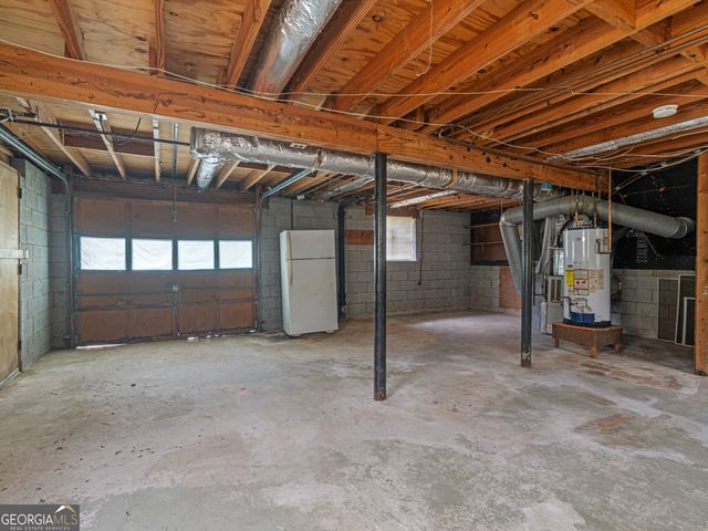 206 W Windemere Way, Jonesboro, GA 30238