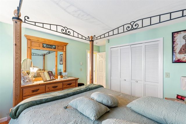 117 John Street 1, Lincoln, RI 02865