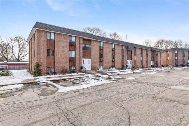 117 John Street 1, Lincoln, RI 02865