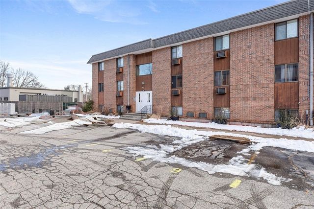 117 John Street 1, Lincoln, RI 02865