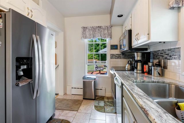 2822 E 6th St, Superior, WI 54880