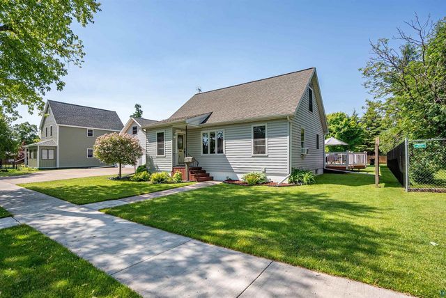 2822 E 6th St, Superior, WI 54880