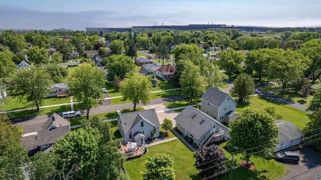 2822 E 6th St, Superior, WI 54880