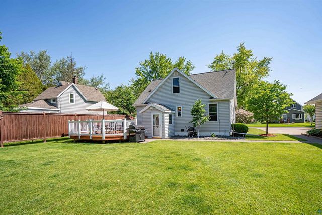2822 E 6th St, Superior, WI 54880