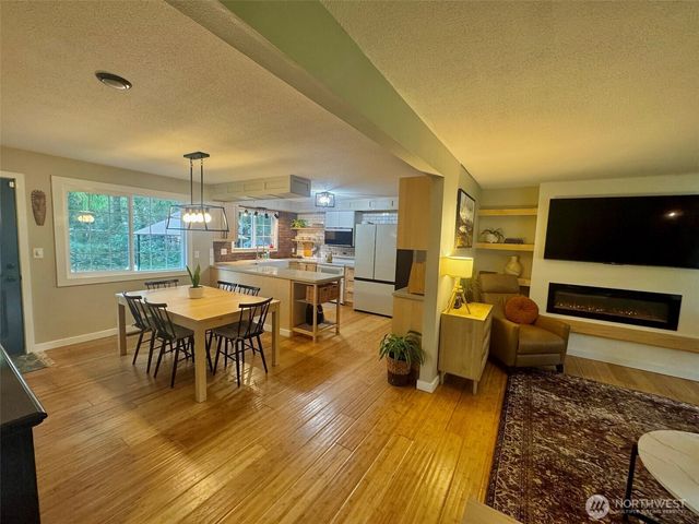 5014 21st Avenue SE, Lacey, WA 98503