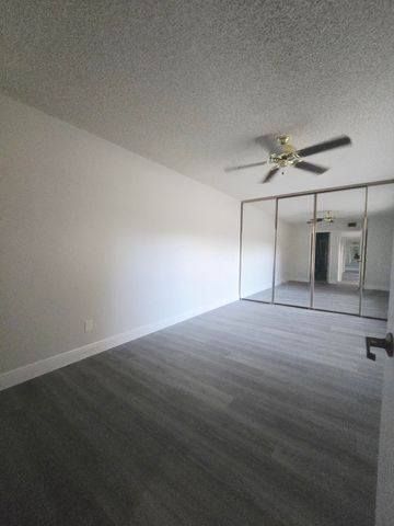 1956 Hartford Court, West Palm Beach, FL 33409