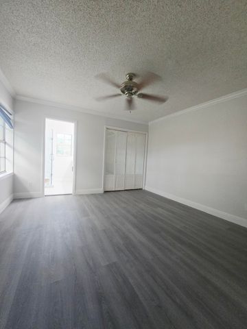 1956 Hartford Court, West Palm Beach, FL 33409