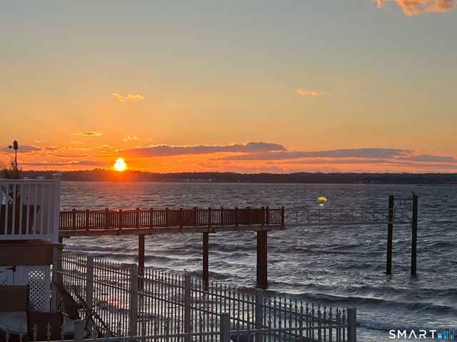 130 Cove Street, New Haven, CT 06512