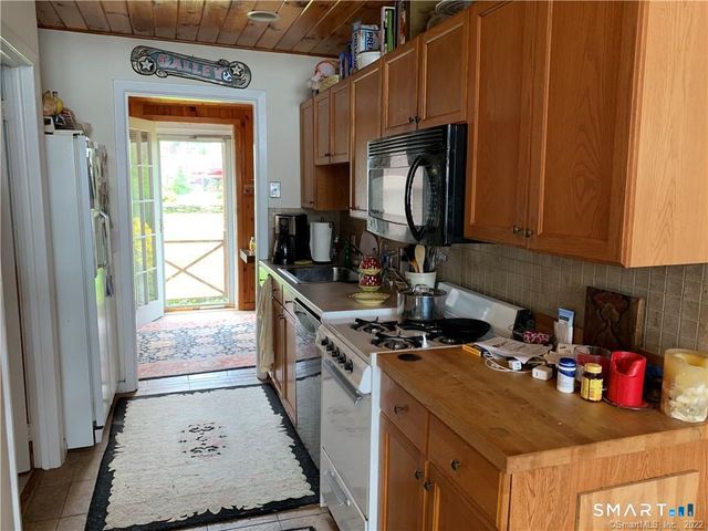 130 Cove Street, New Haven, CT 06512