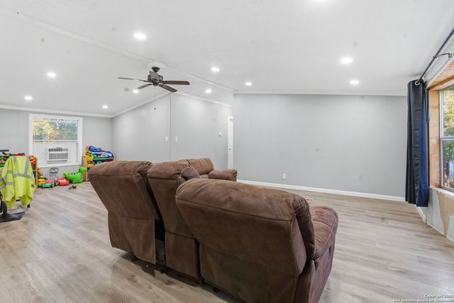 185 CANYON BEND, Canyon Lake, TX 78133