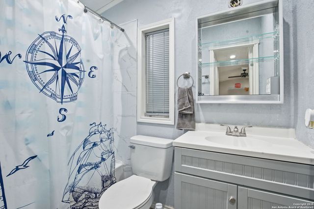 185 CANYON BEND, Canyon Lake, TX 78133