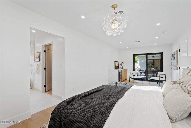 5638 E WALTANN Lane, Scottsdale, AZ 85254