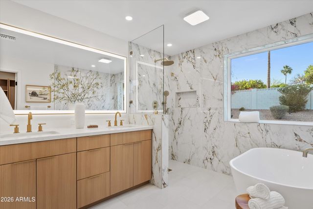 5638 E WALTANN Lane, Scottsdale, AZ 85254