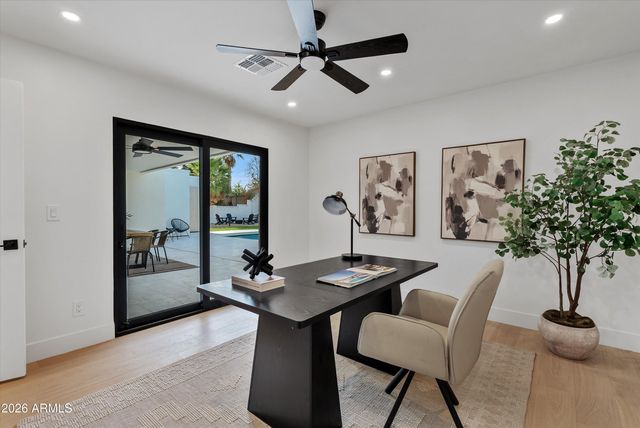 5638 E WALTANN Lane, Scottsdale, AZ 85254