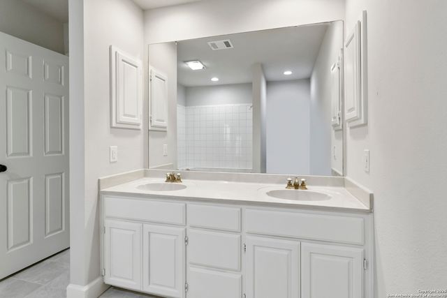 501 Thetford # 501B, San Antonio, TX 78254