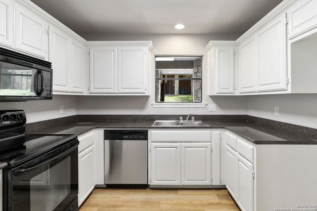 501 Thetford # 501B, San Antonio, TX 78254