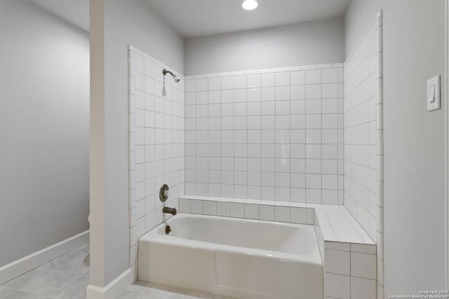 501 Thetford # 501B, San Antonio, TX 78254