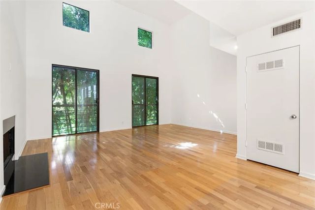 1421 Greenfield Avenue, Los Angeles, CA 90025