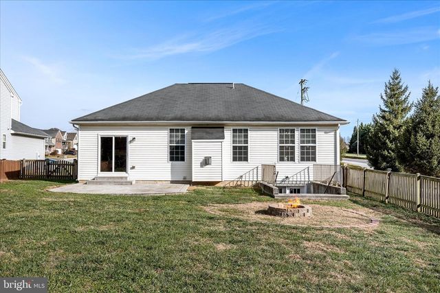 19 ODEN DR, Charles Town, WV 25414