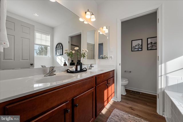 19 ODEN DR, Charles Town, WV 25414