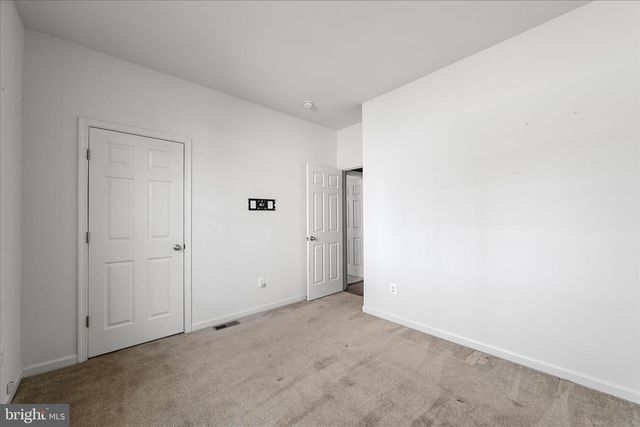 19 ODEN DR, Charles Town, WV 25414